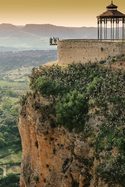 donde esta el balcon del coo|El Balcón del Coño in Ronda, Spain